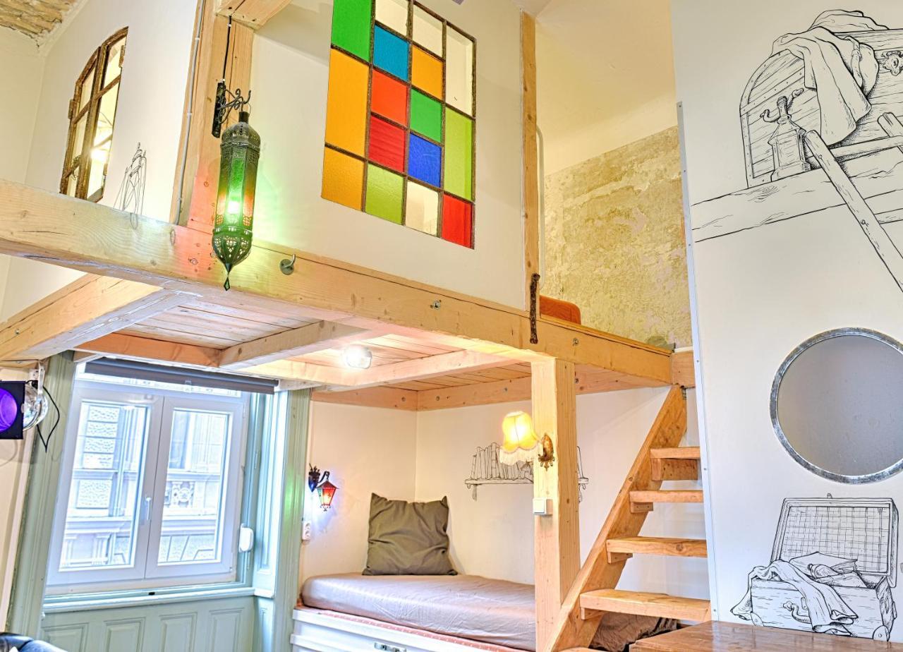Lavender Circus Hand Drawn Apartments Budapest Exterior photo